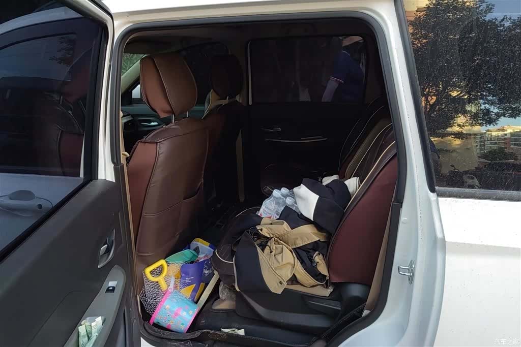 Wuling Hongguang, 2021 11