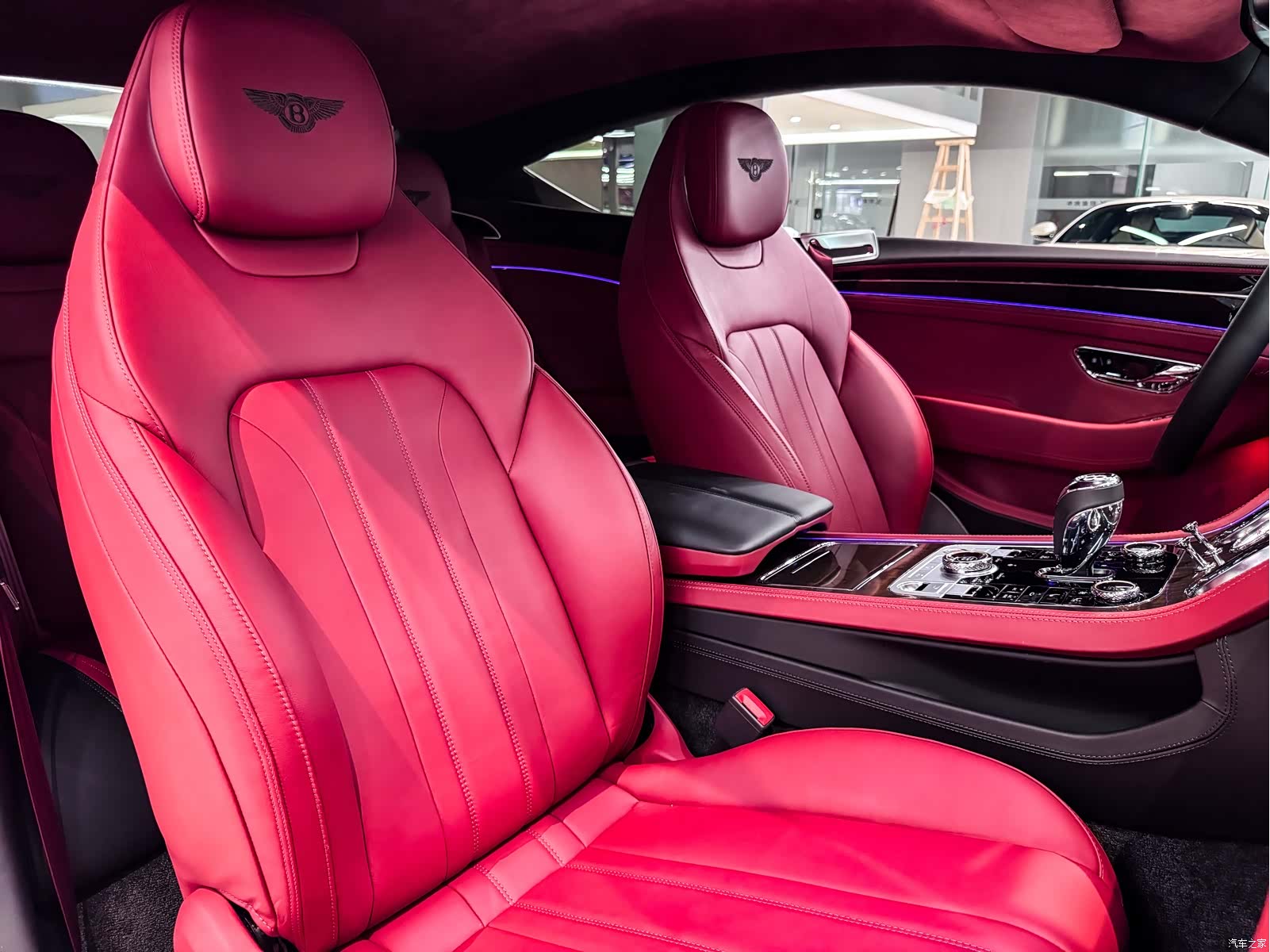 Bentley Continental GT, 2020 6