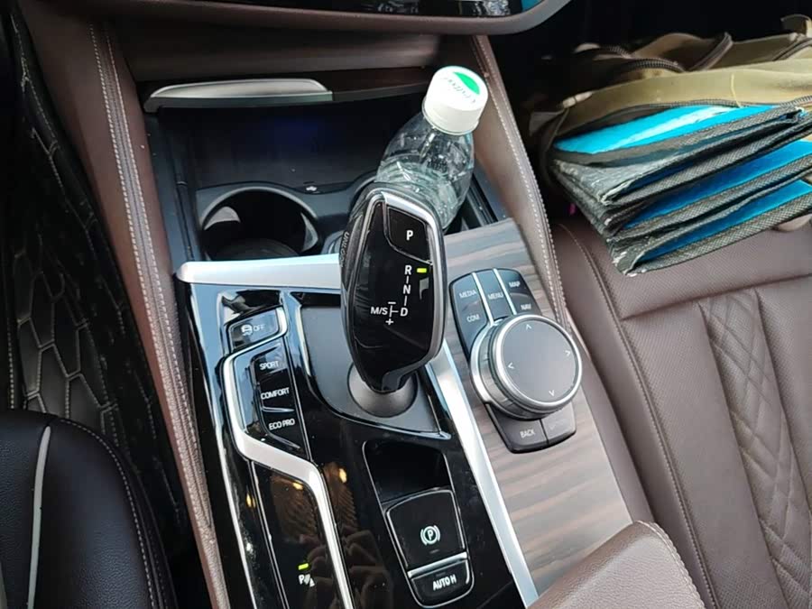 BMW 5 Series 2021, фото 13