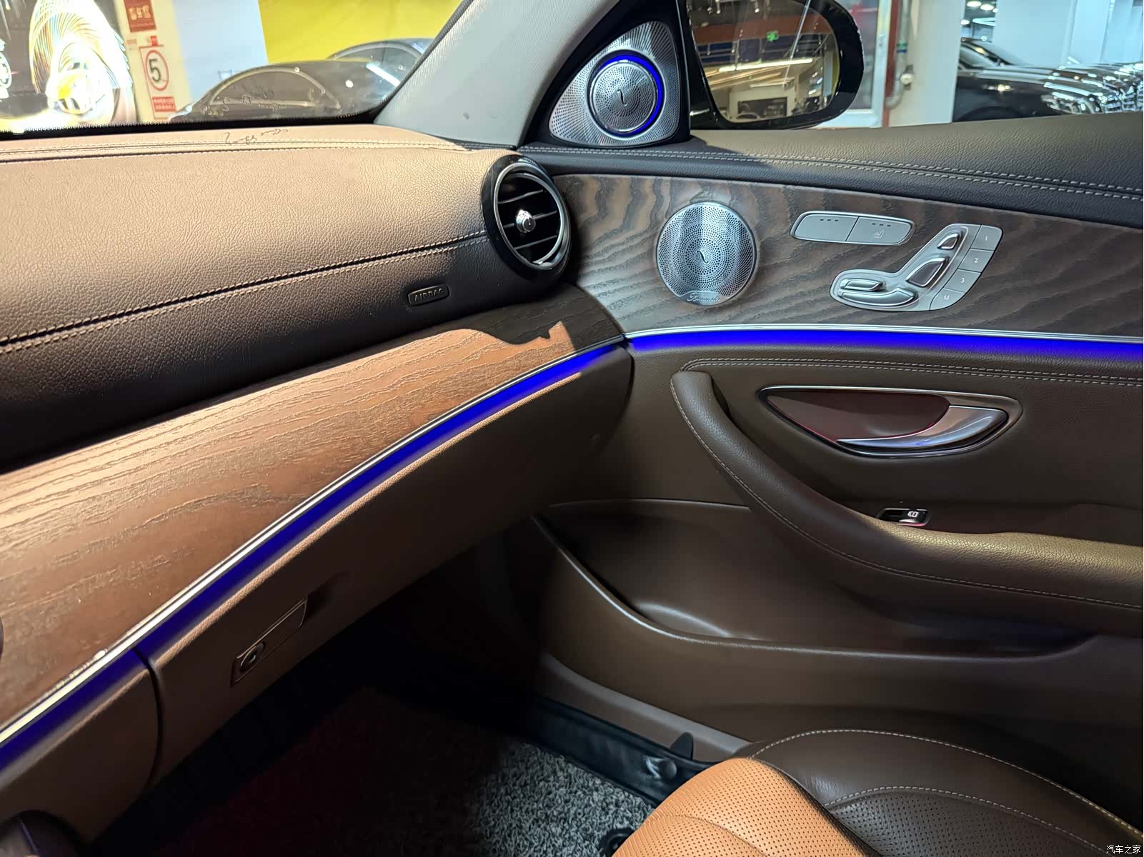 Mercedes-Benz E-Class, 2020 18