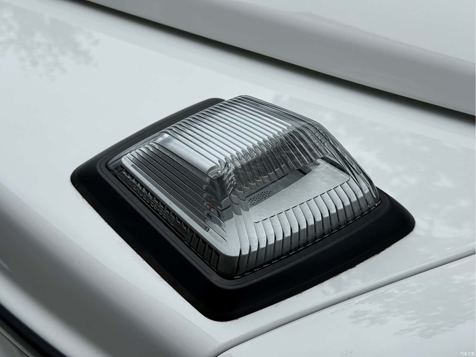 Mercedes-Benz G-Class, 2026 11
