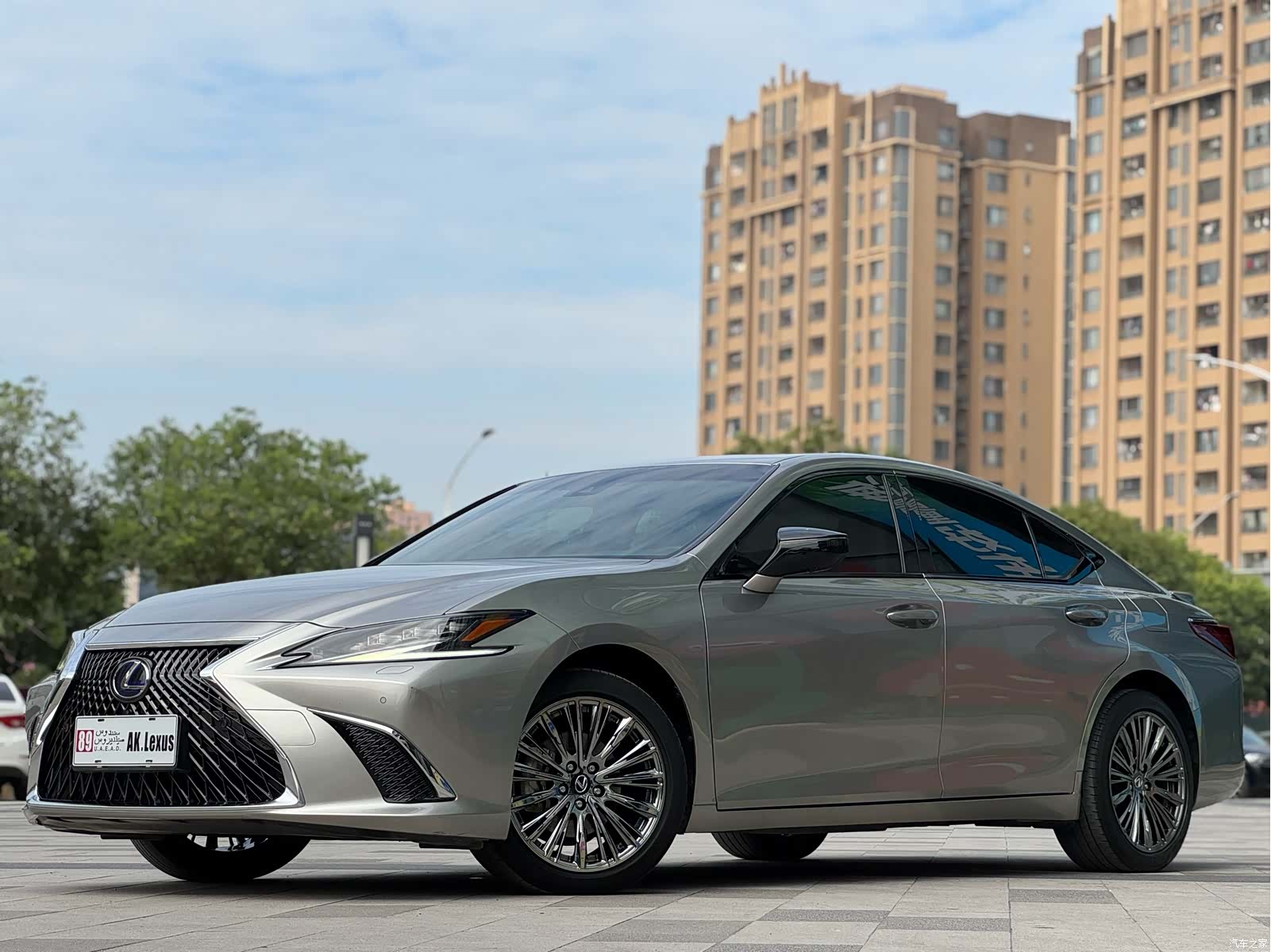 Lexus ES, 2022 1
