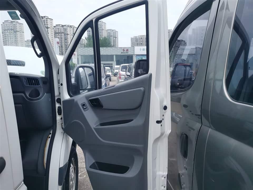 Foton Tuano Foton Tuano