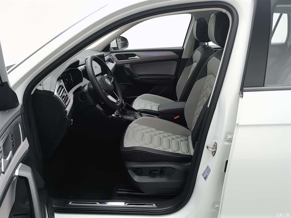 Volkswagen Tayron, 2023 10