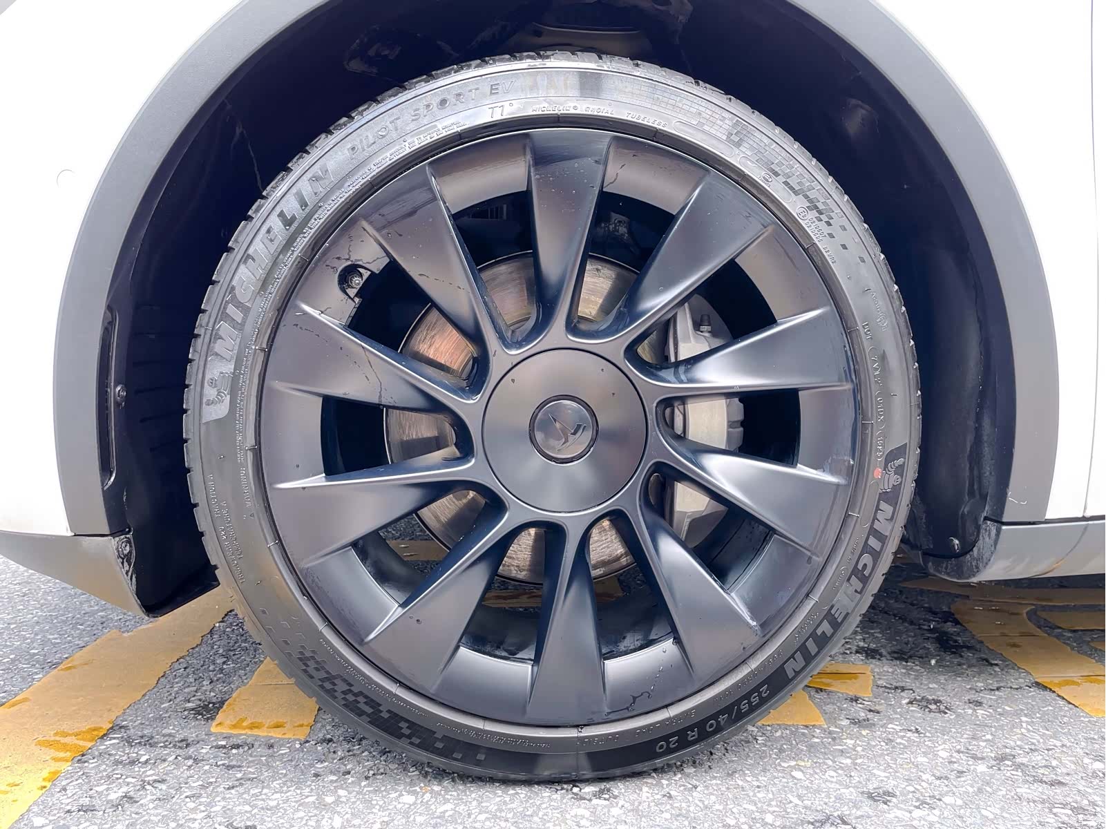 Tesla Model Y, 2023 8
