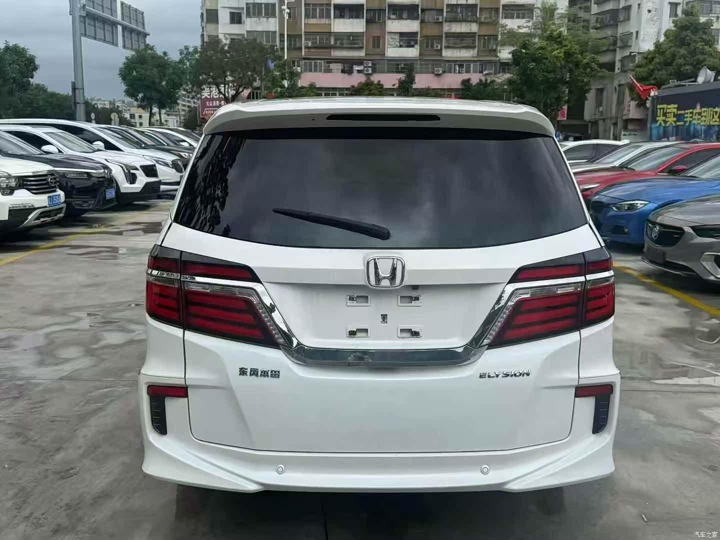 Honda Elysion, 2018 все фото