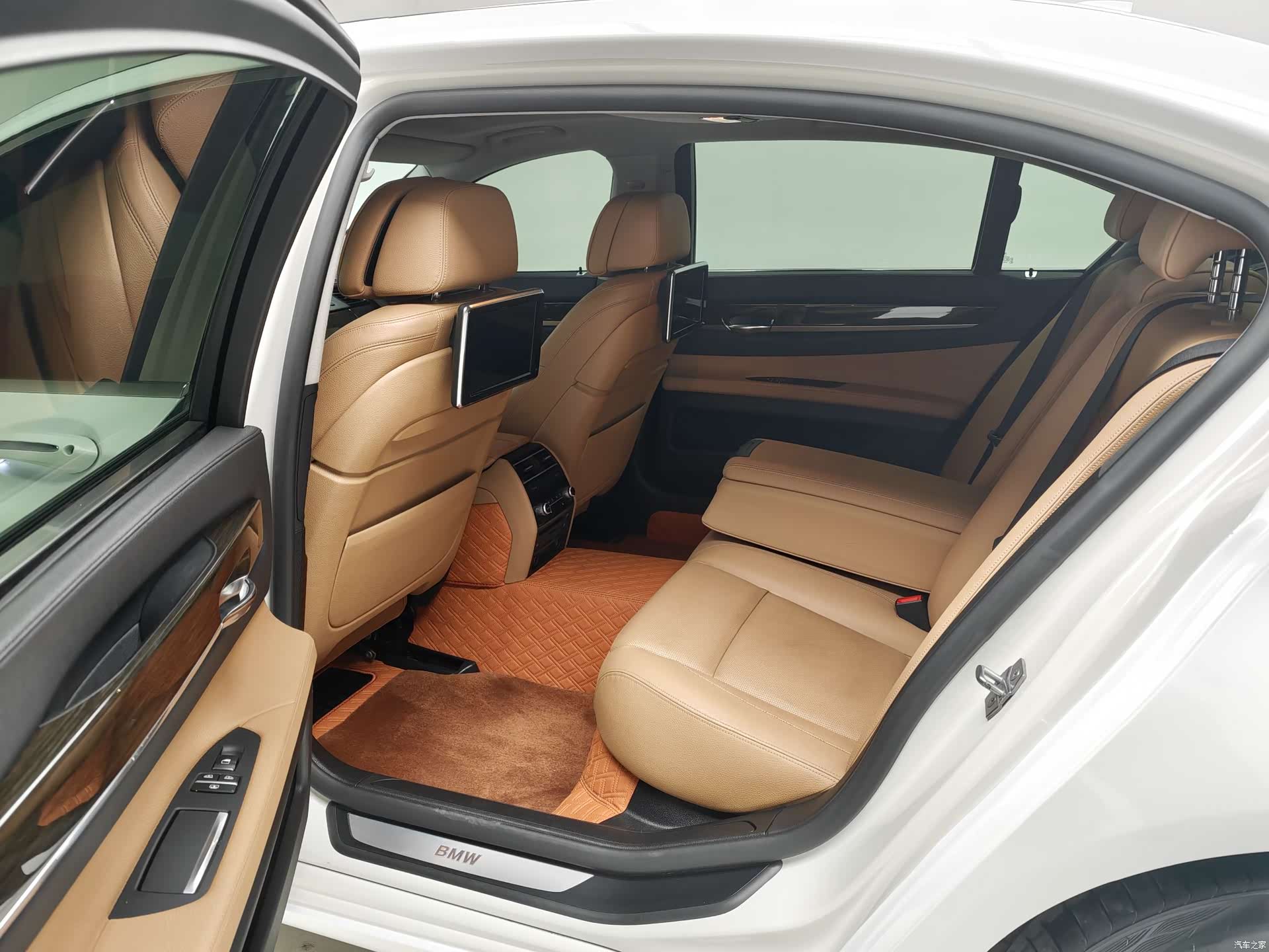 BMW 7 Series, 2014 12