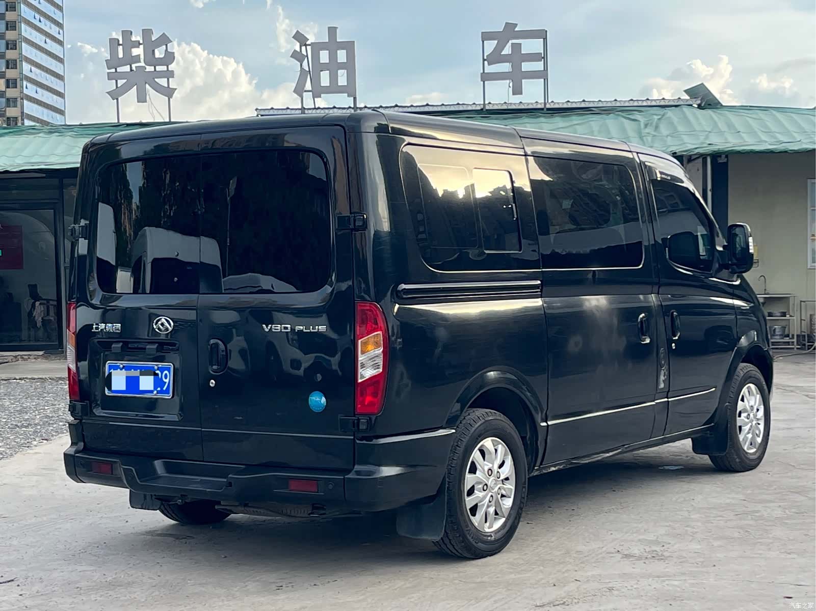 Maxus V80, 2021 4