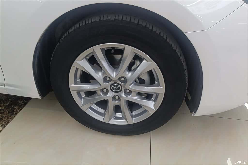 Mazda Mazda3, 2017 6