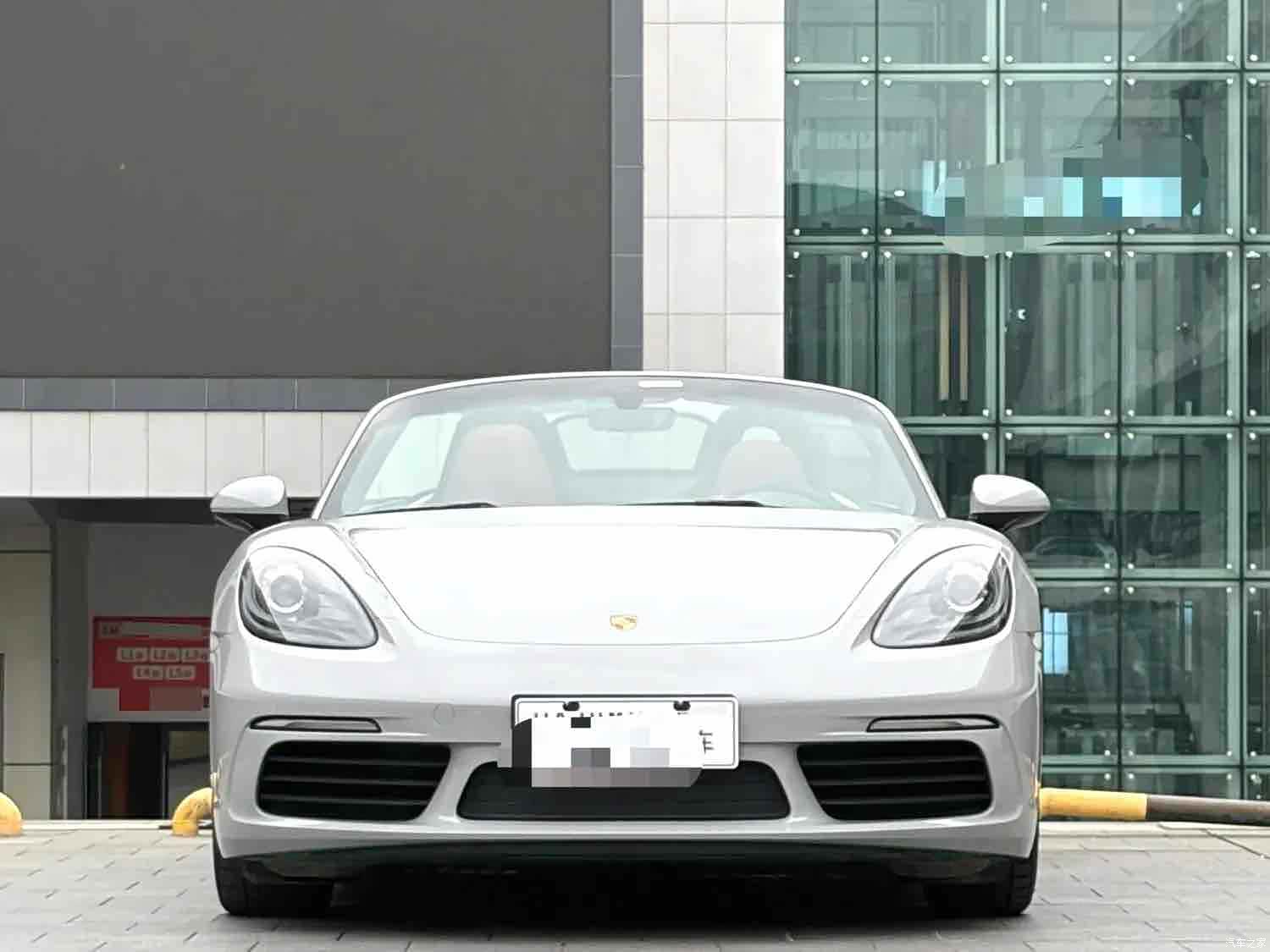 Porsche Boxster, 2022 2