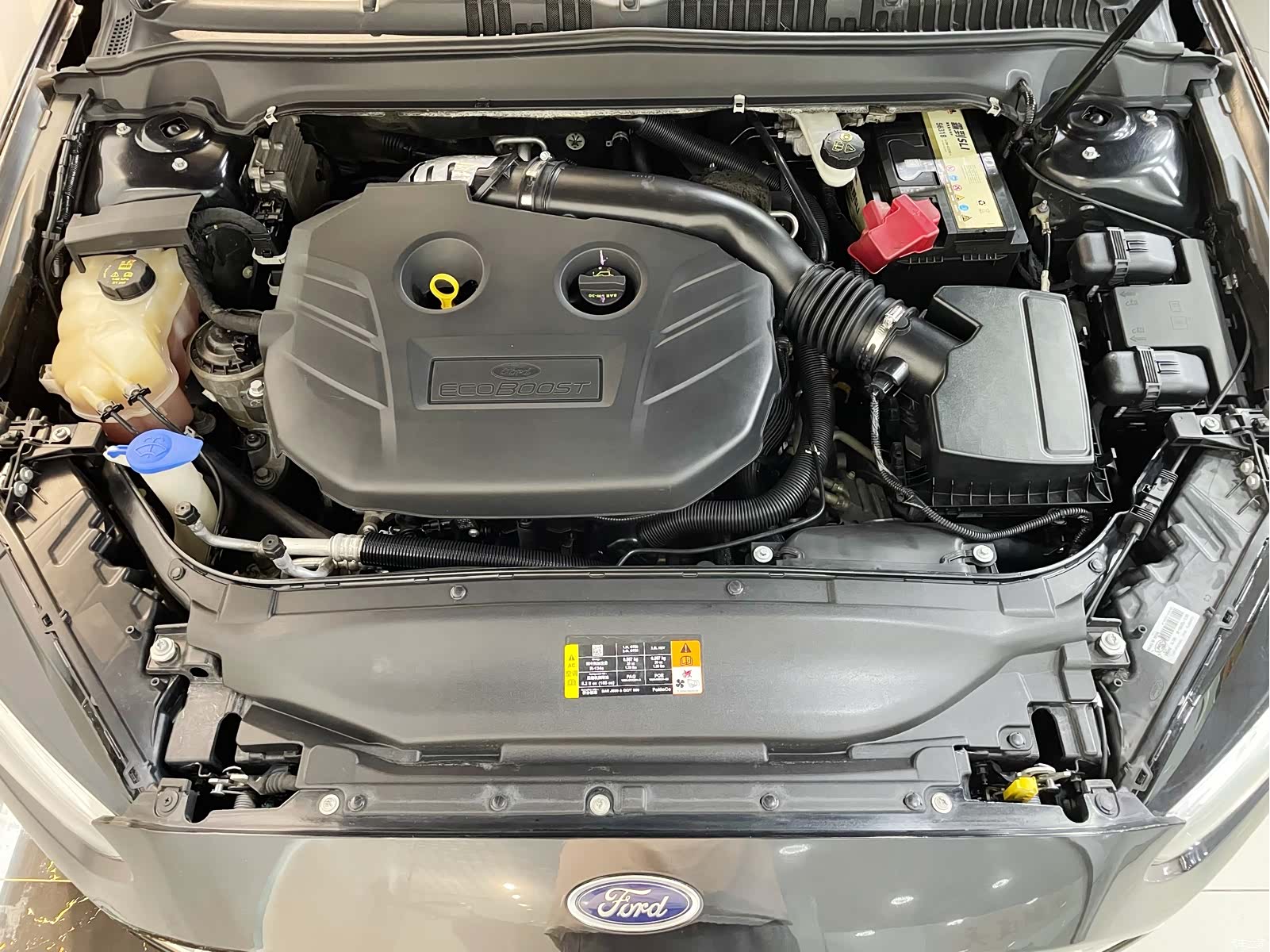 Ford Mondeo, 2014 25