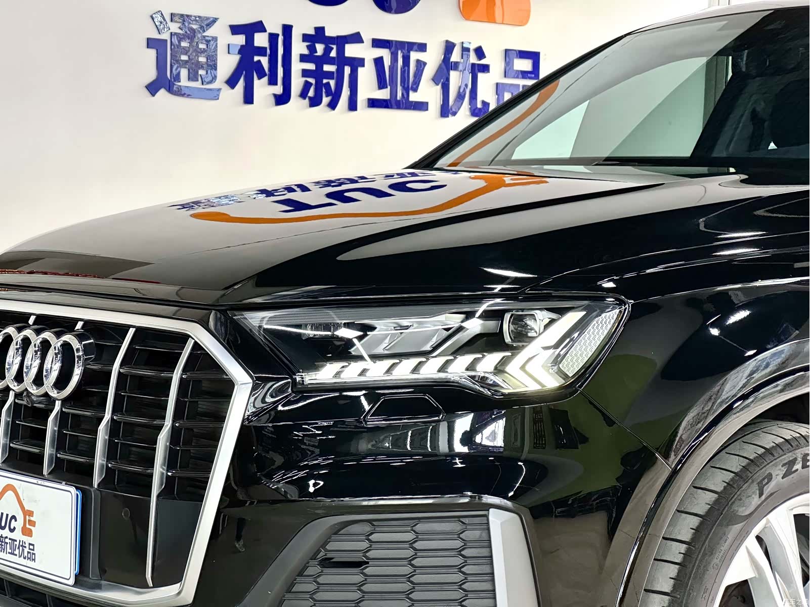 Audi Q7, 2024 3