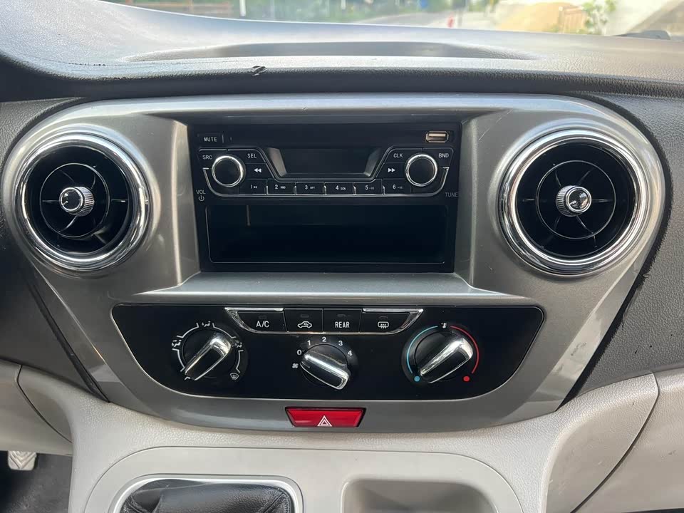 JAC Refine Ruifeng M3