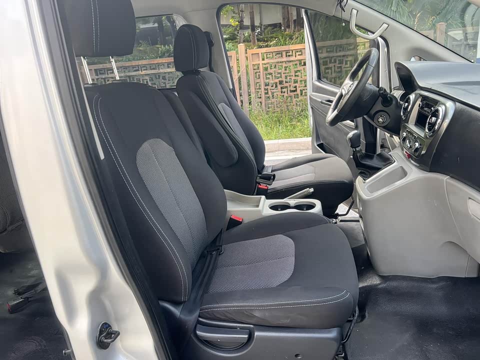 JAC Refine Ruifeng M3