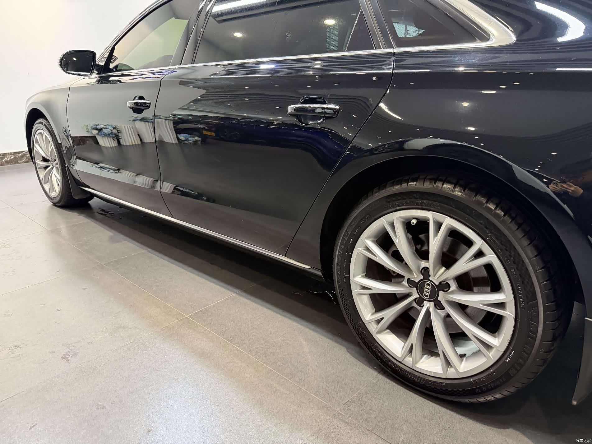 Audi A8L, 2015 39
