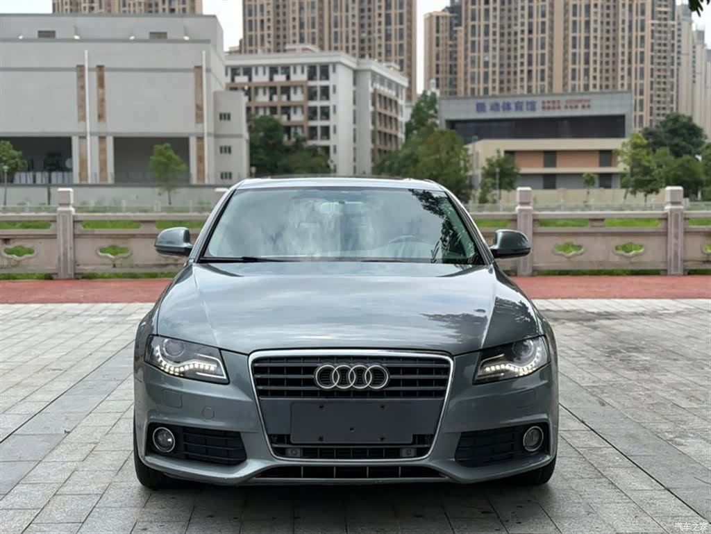 Audi A4L, 2012 2