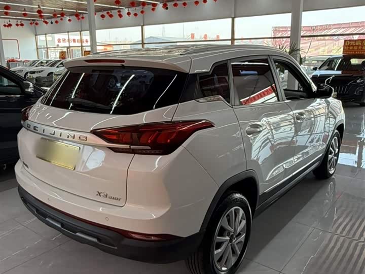 BAIC X3 2019 1.5T МКПП rong yao ban