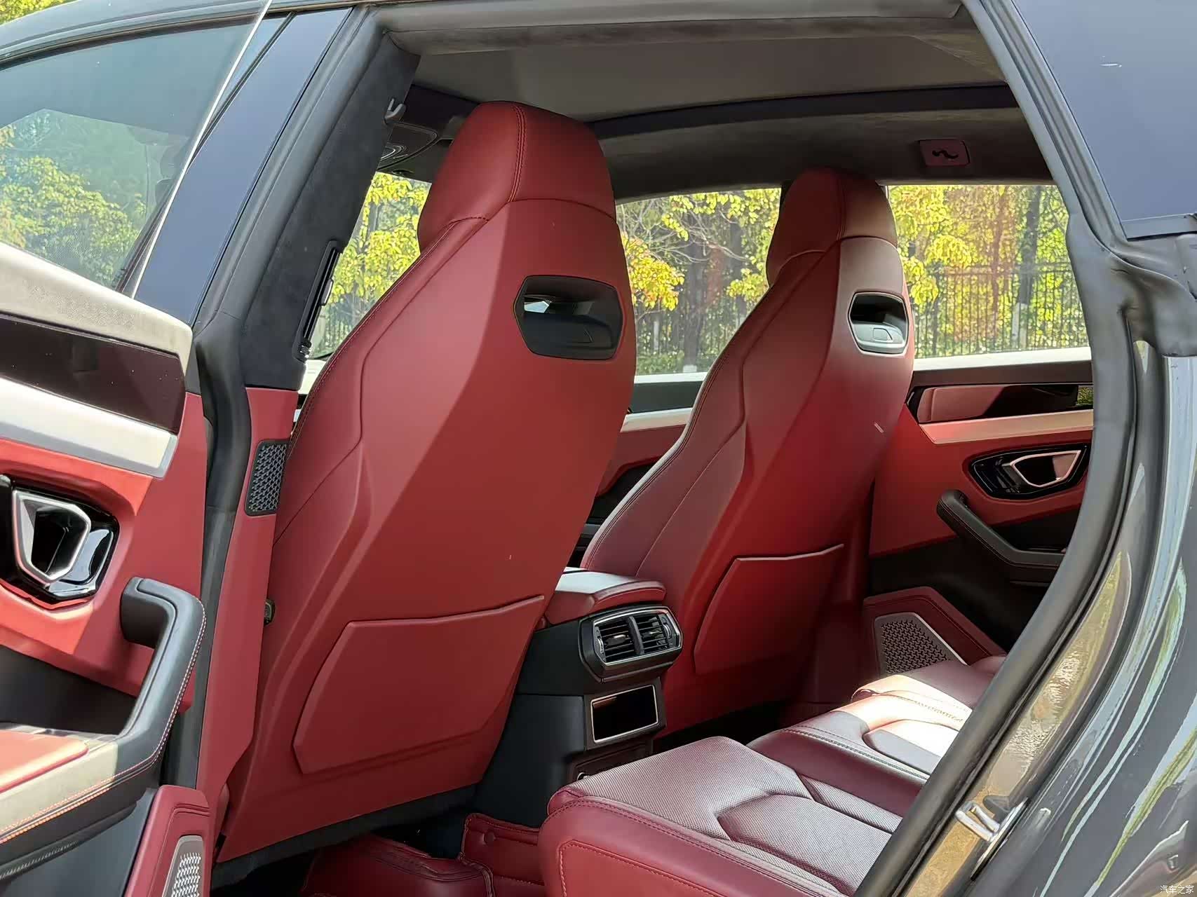 Lamborghini Urus, 2021 16