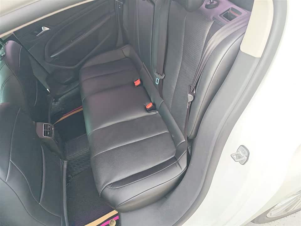 Peugeot 408 Peugeot 408