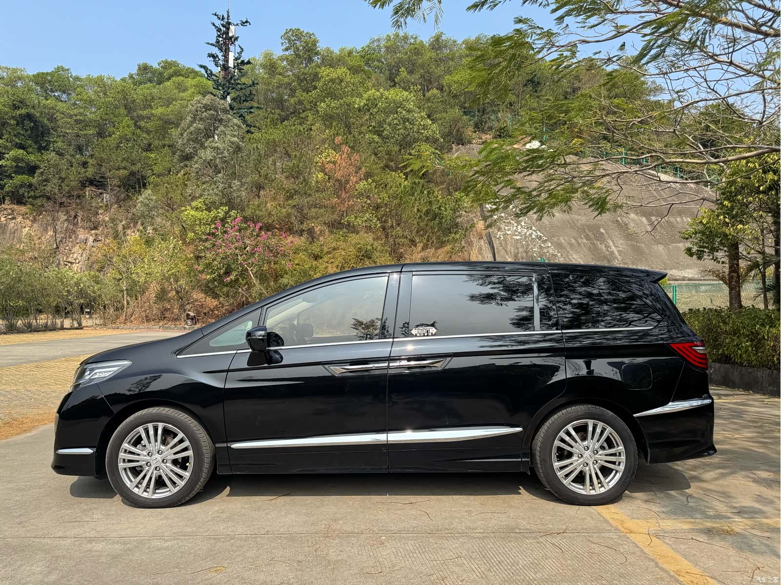 Honda Elysion, 2019 4