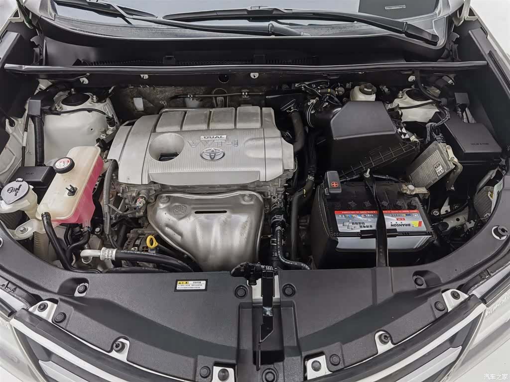Toyota RAV4, 2016 6