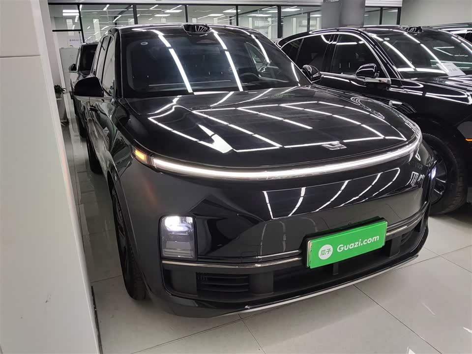 Li Auto Ideal L8