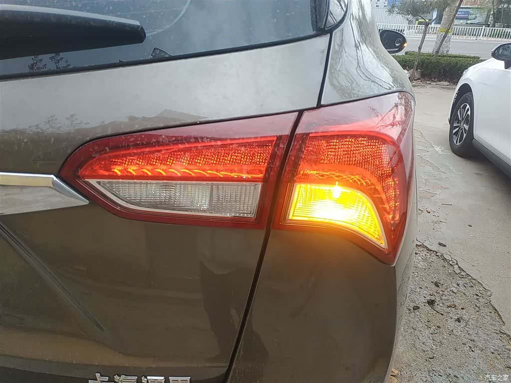 Buick Envision Plus, 2019 8