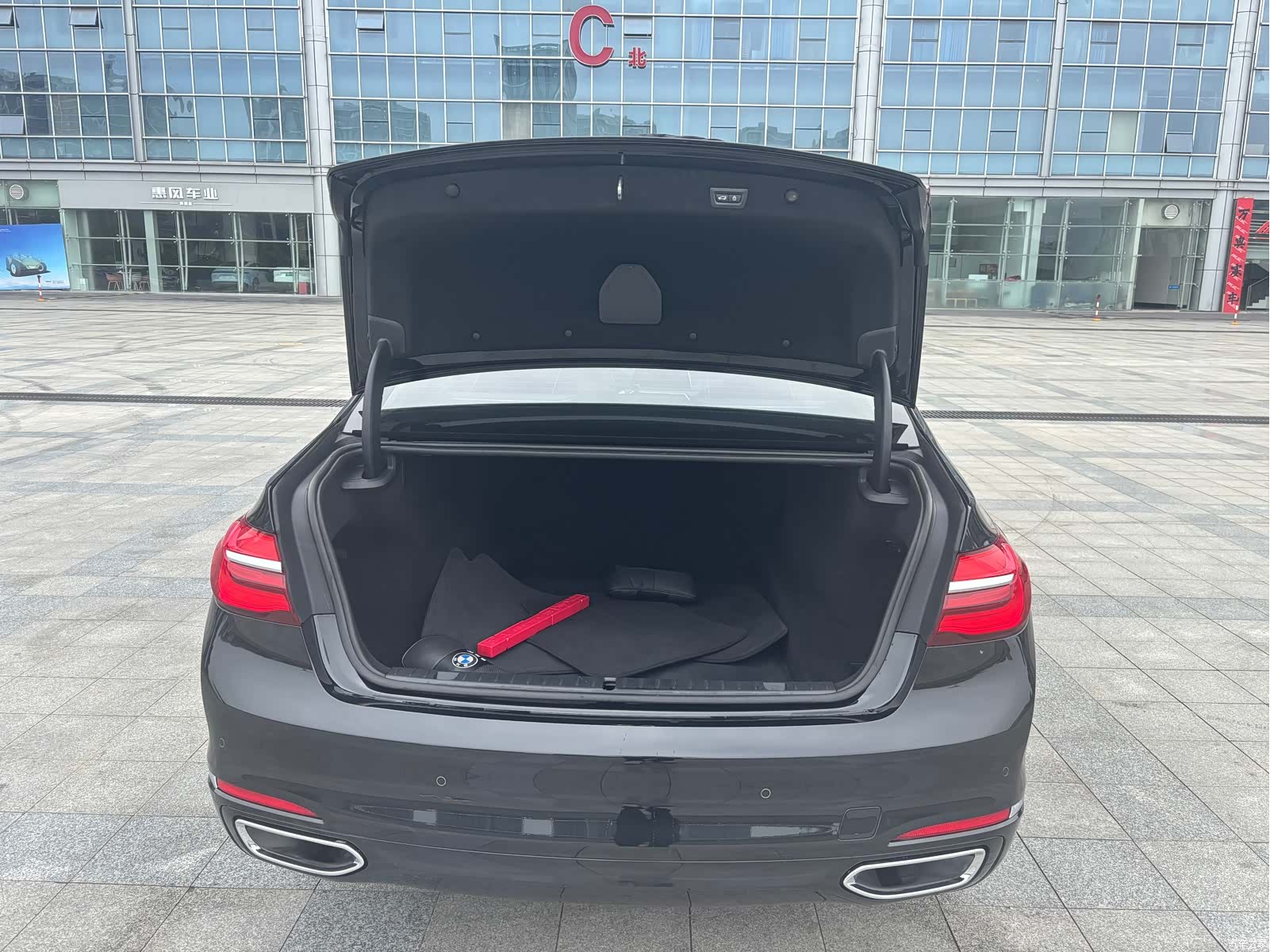 BMW 7 Series, 2017 12