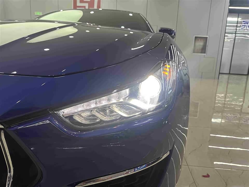 Maserati Ghibli Maserati Ghibli