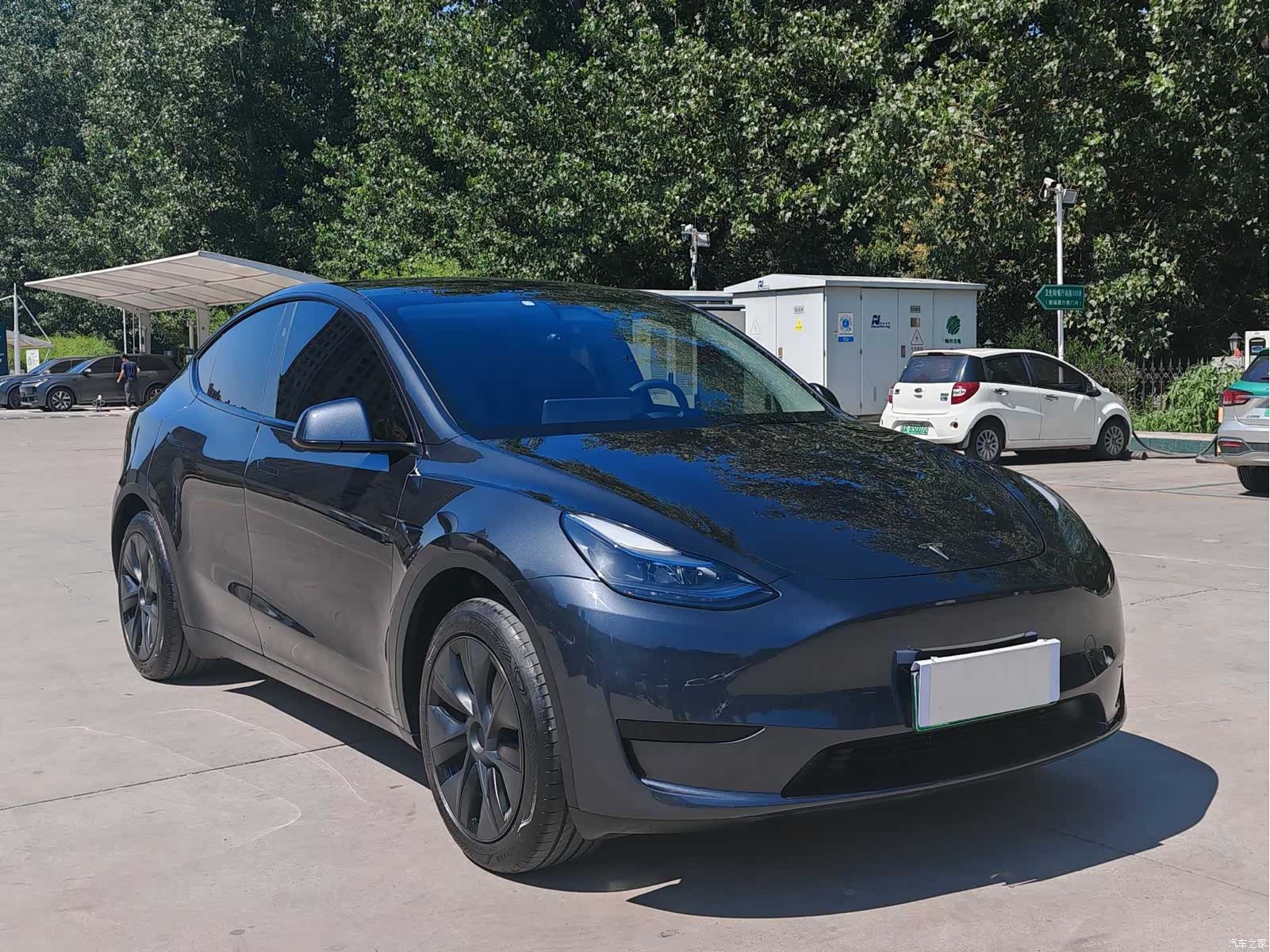 Tesla Model Y, 2024 3