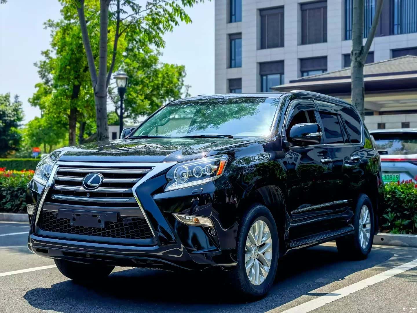 Lexus GX, 2015 1