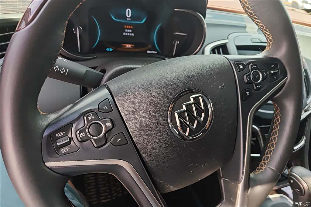Buick LaCrosse, 2015 15