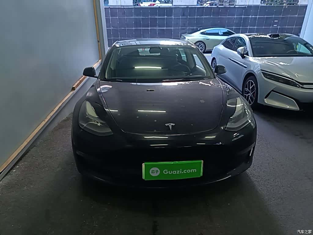 Tesla Model 3, 2022 3