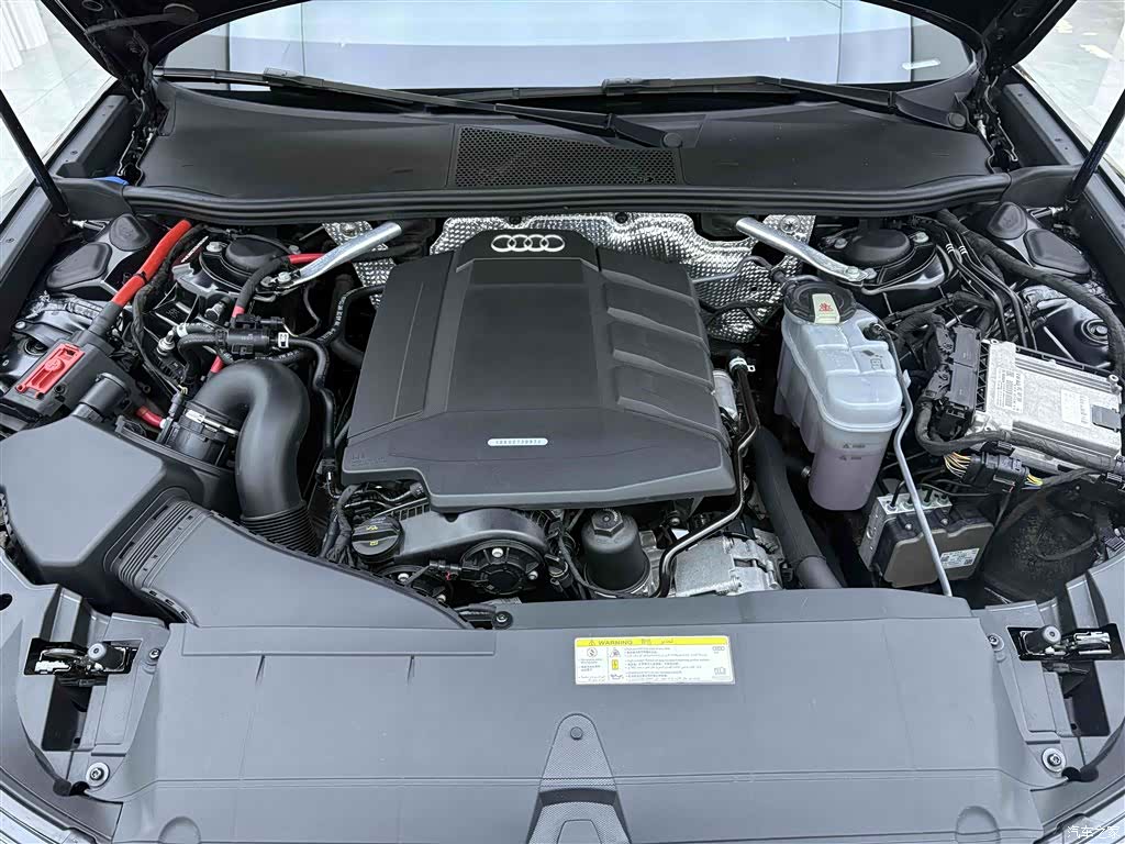 Audi A6L, 2020 10