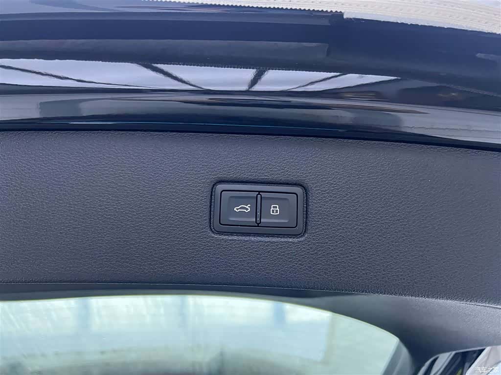 Audi Q7, 2025 30
