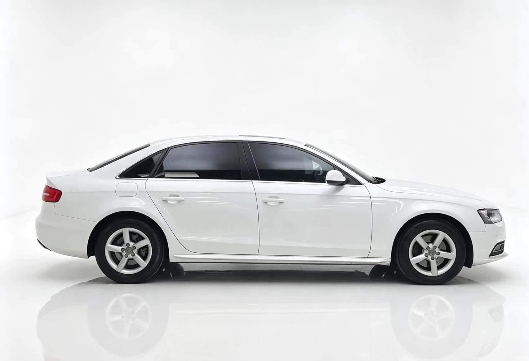 Audi A4L, 2013 4