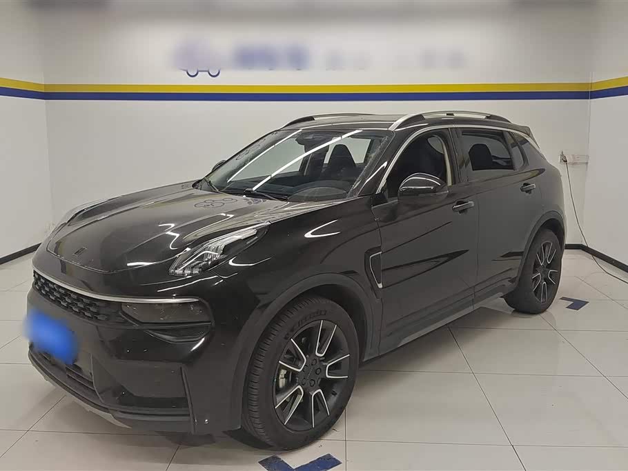 Lynk & Co 01