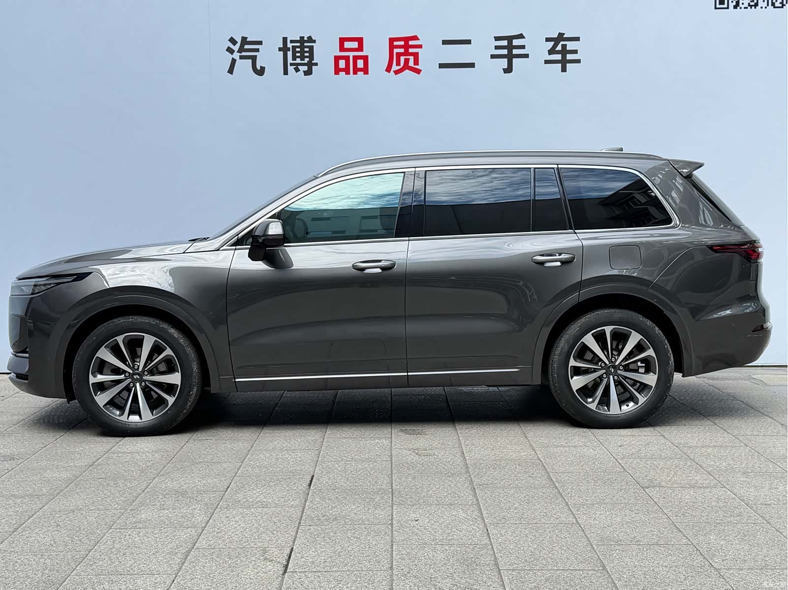 Li Auto ONE, 2022 4