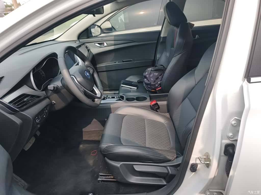 Changan Eado, 2022 15