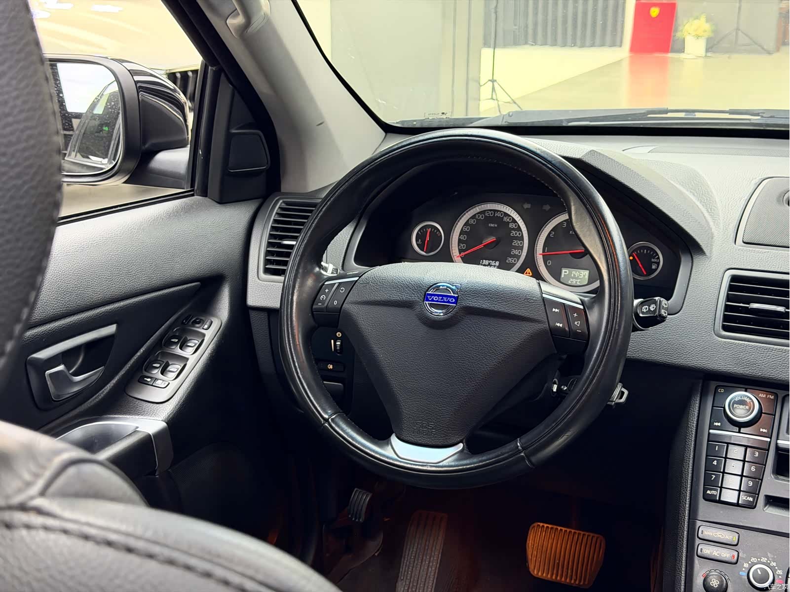 Volvo XC90, 2014 16