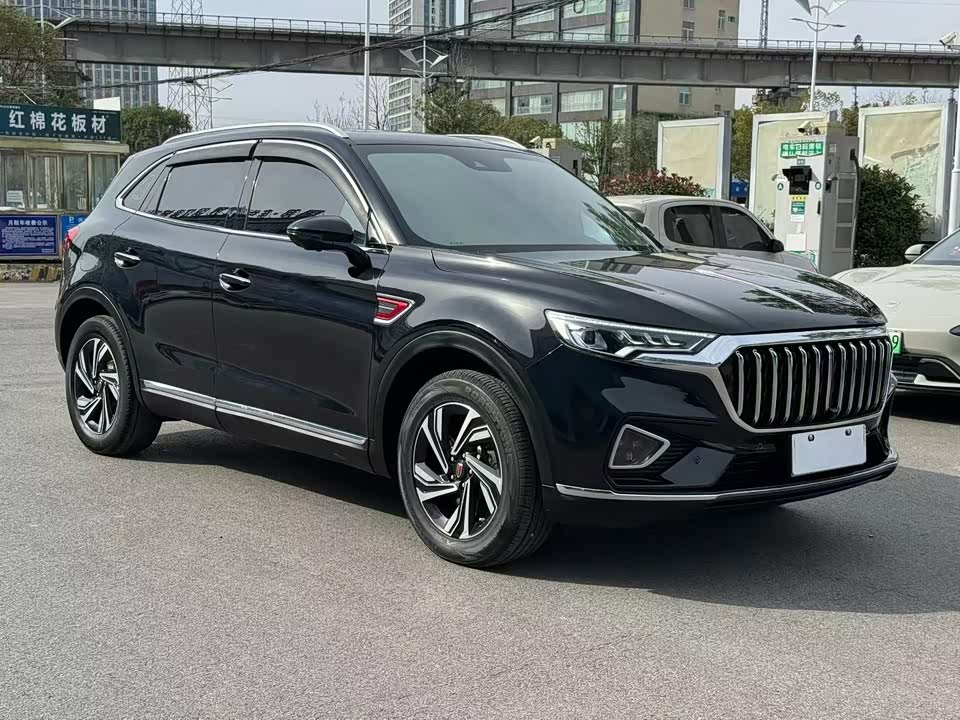 Hongqi HS5