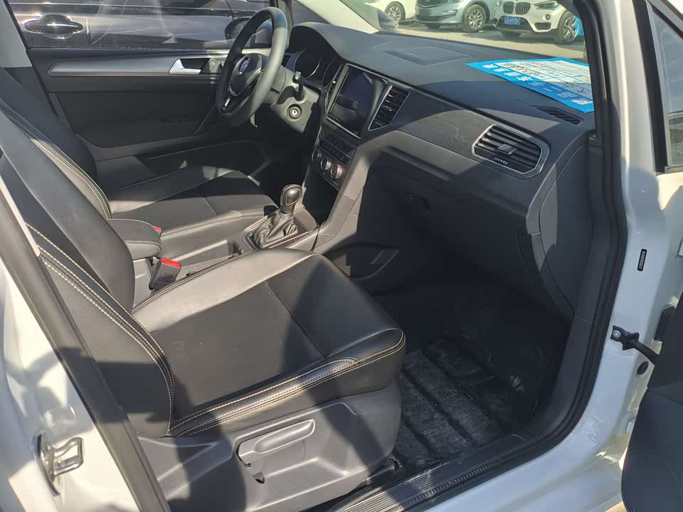 Volkswagen Golf*Jiayu