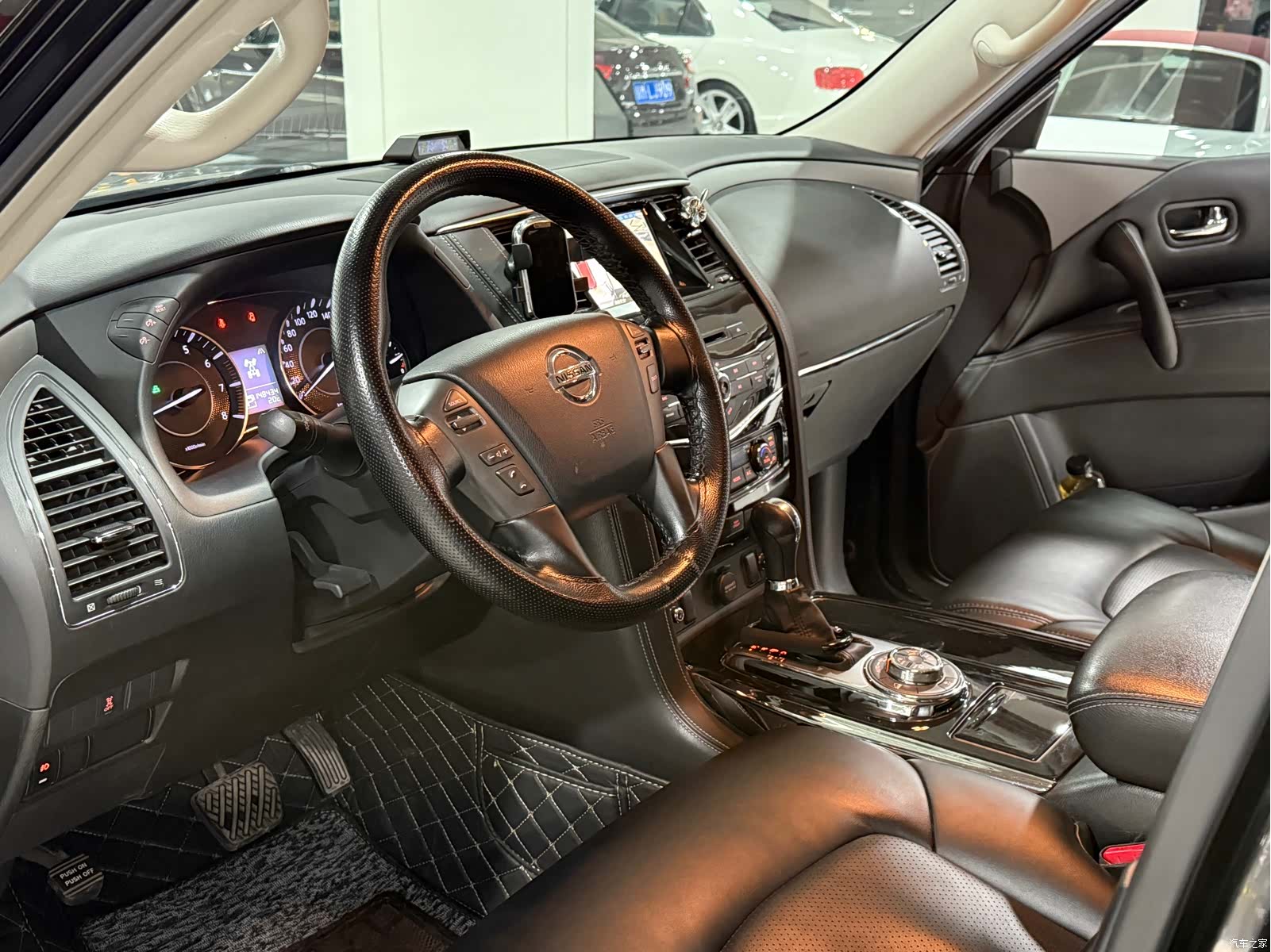 Nissan Patrol, 2019 10