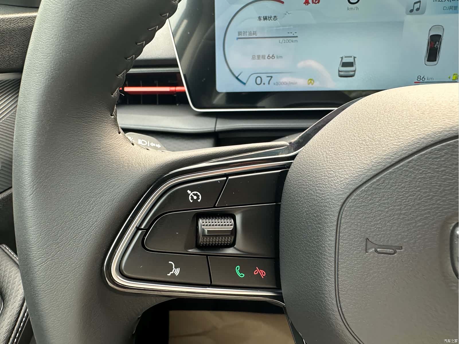 Geely Binray, 2026 11