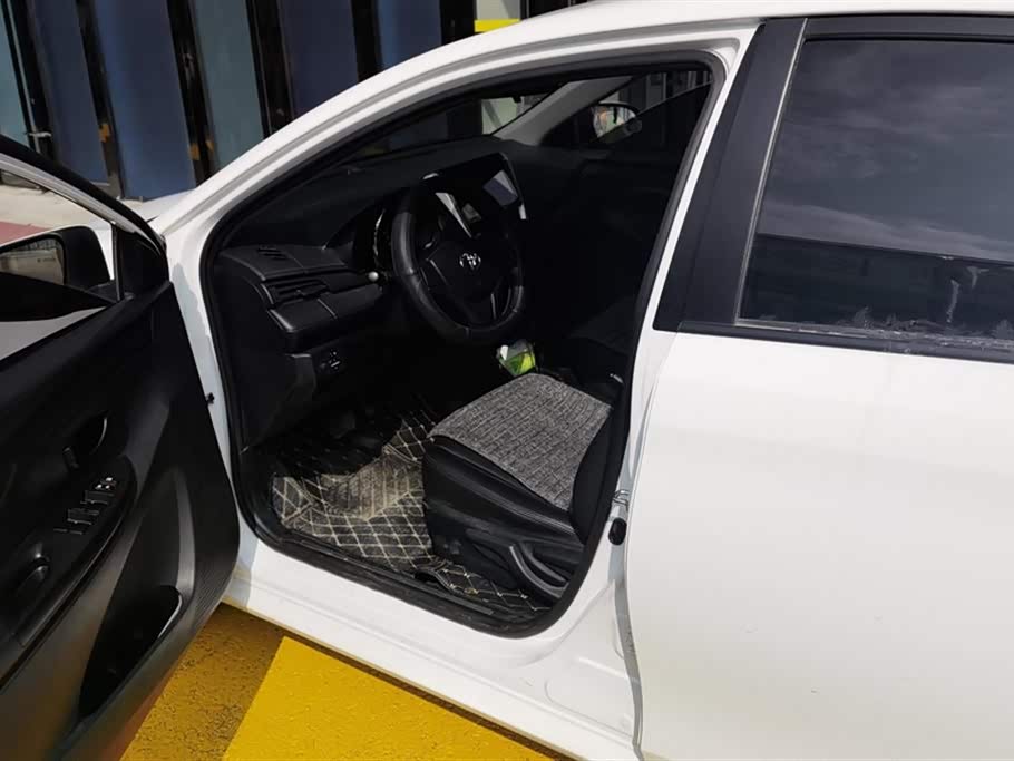 Toyota YARiS L Zhixuan