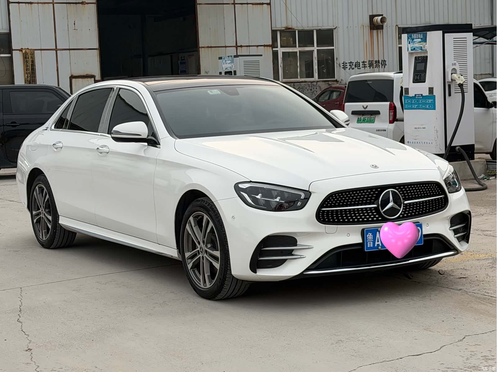 Mercedes-Benz E-Class, 2021 3