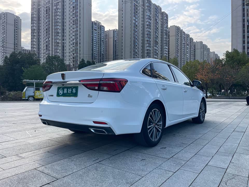 Roewe i6