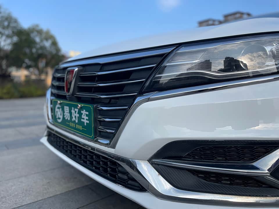 Roewe i6