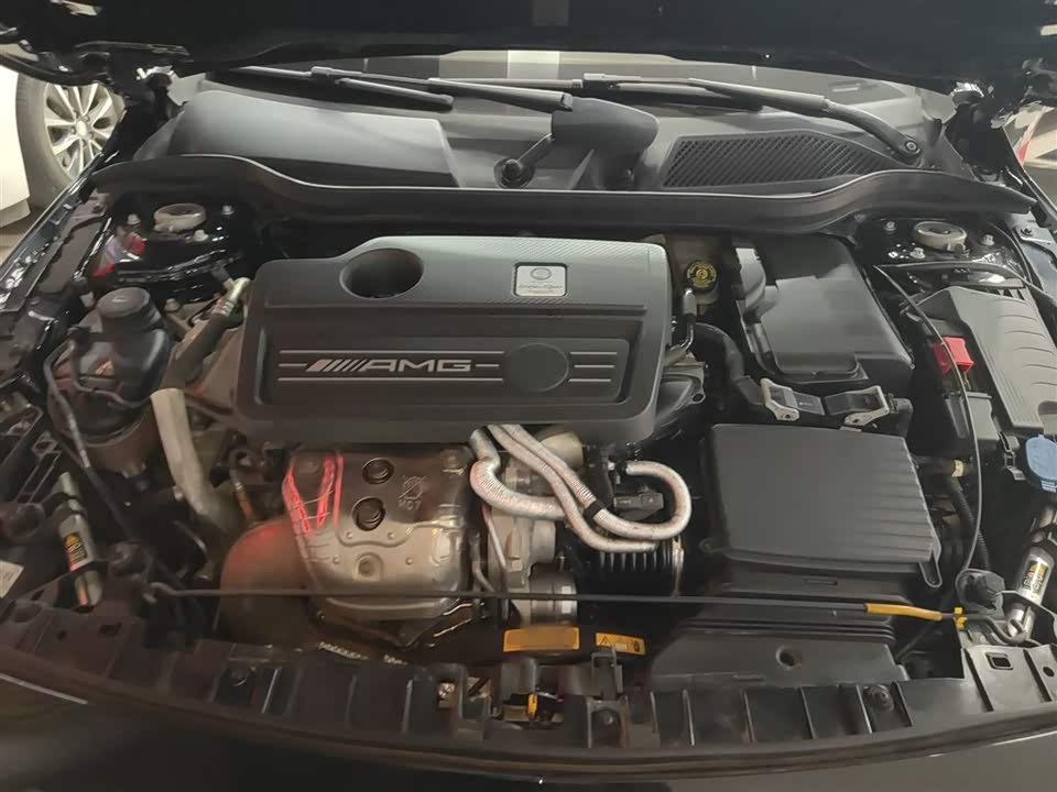 Mercedes-Benz GLA AMG