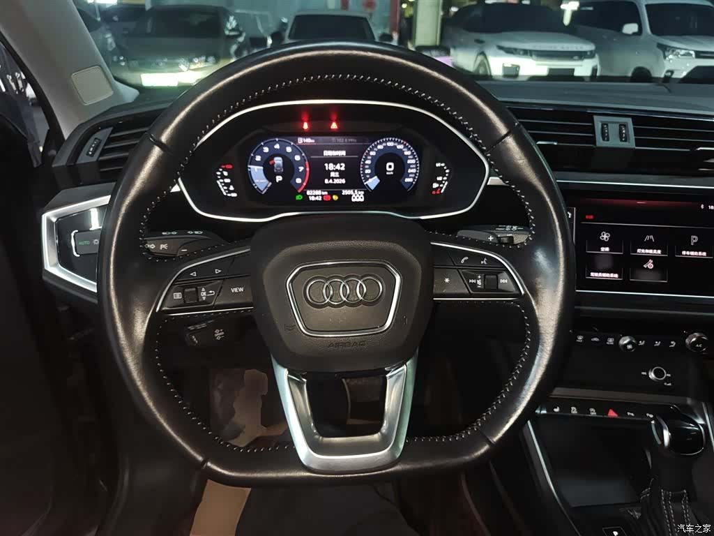 Audi Q3, 2021 4